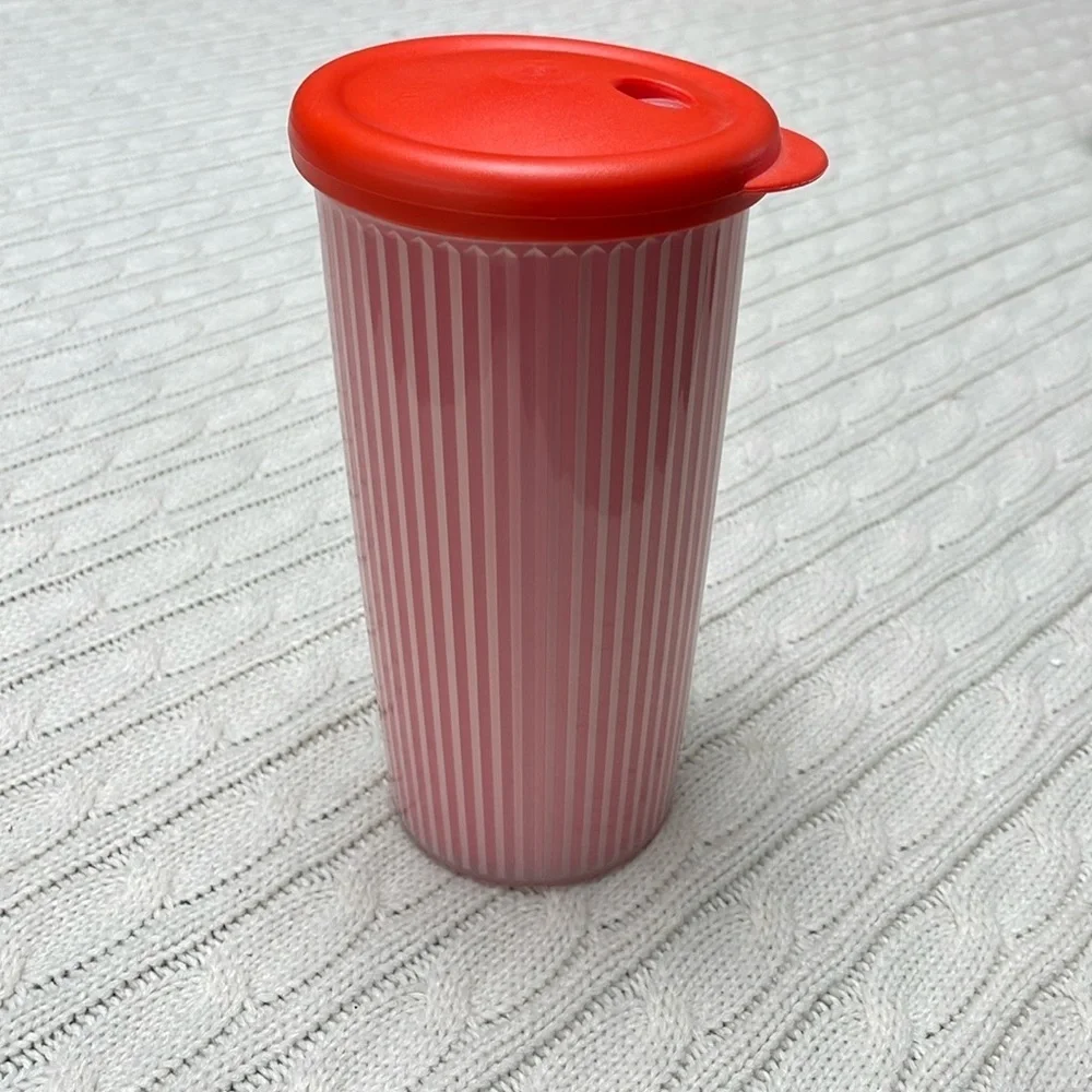 Tupperware Insulated Tumbler Orange Dripless Lid w/straw hole 3329A-4 24 Oz NWOT